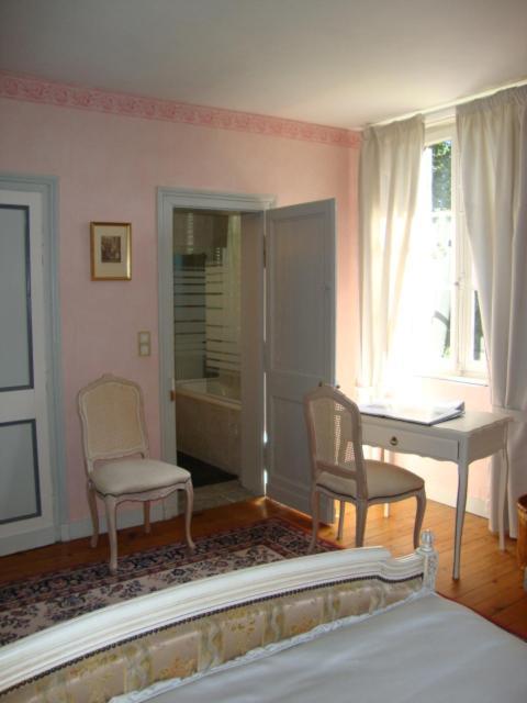 Au Charme Des Pommiers Bed & Breakfast Thiberville Eksteriør bilde