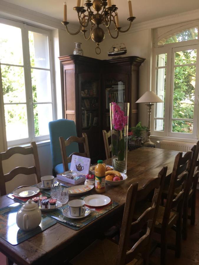 Au Charme Des Pommiers Bed & Breakfast Thiberville Eksteriør bilde