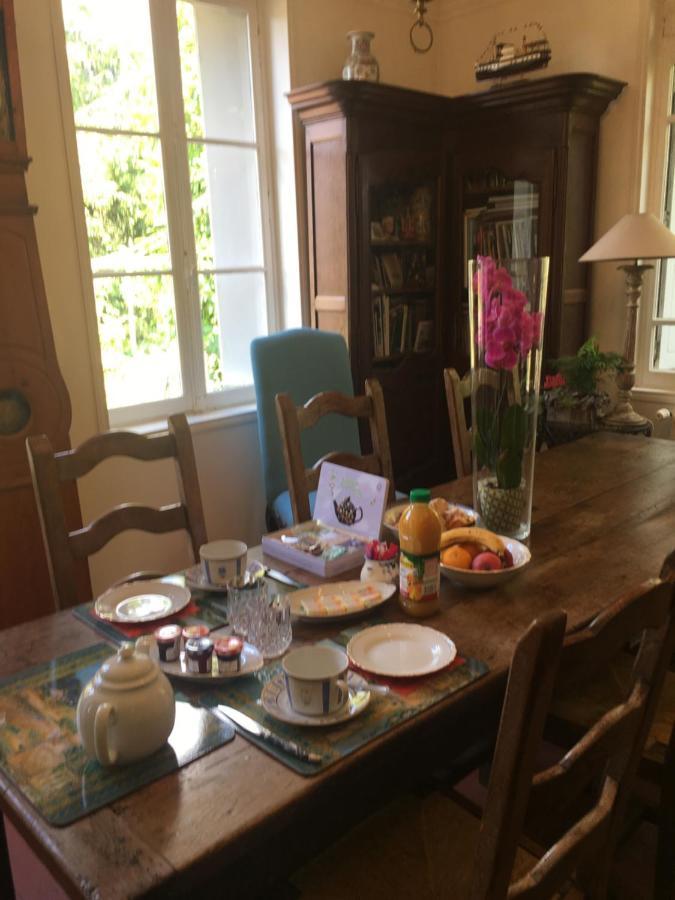 Au Charme Des Pommiers Bed & Breakfast Thiberville Eksteriør bilde